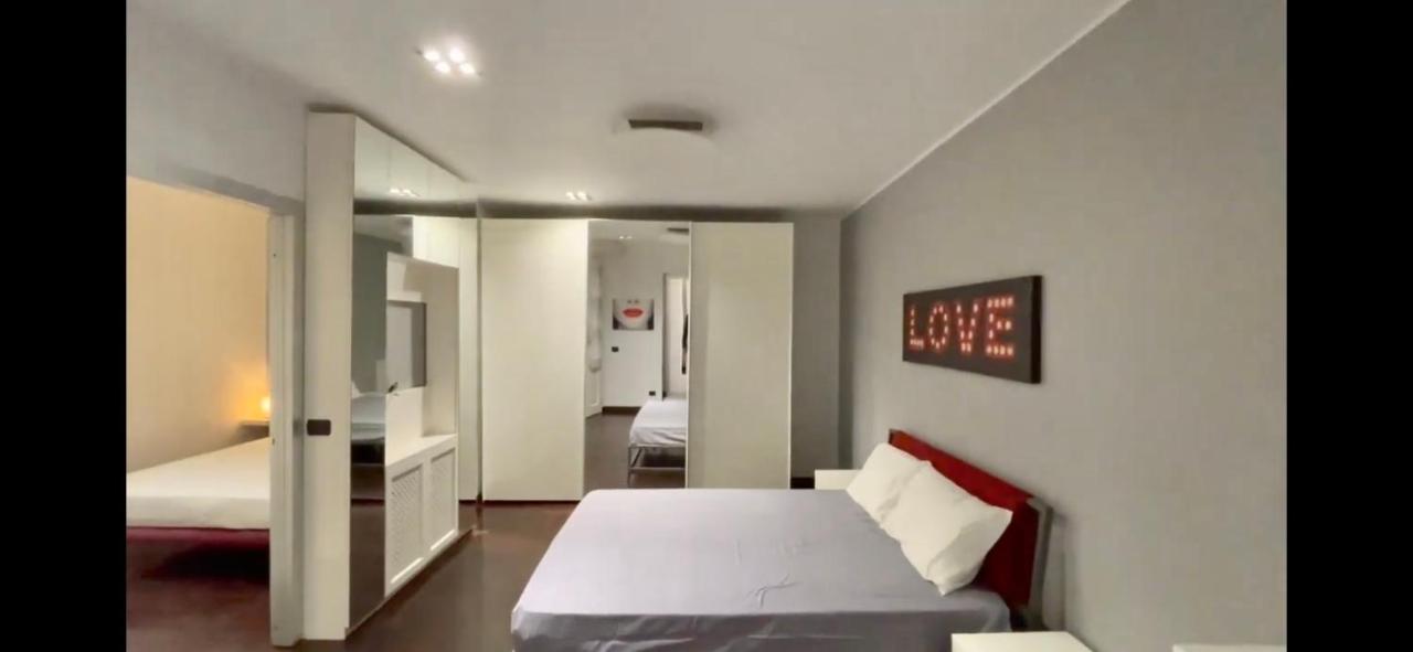 Apartment Luxury 100 Mq A Stone's Throw From The Duomo Mailand