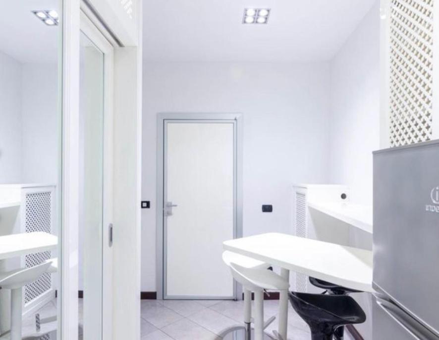 Luxury 100 Mq A Stone's Throw From The Duomo Apartment