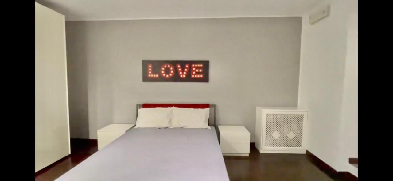 Luxury 100 Mq A Stone's Throw From The Duomo Mailand