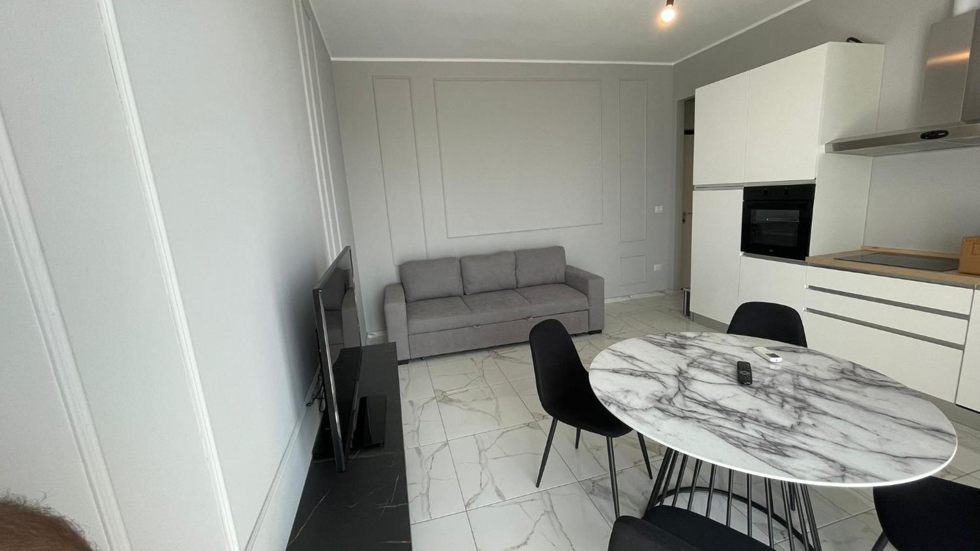 Apartment Luxury 100 Mq A Stone's Throw From The Duomo Mailand